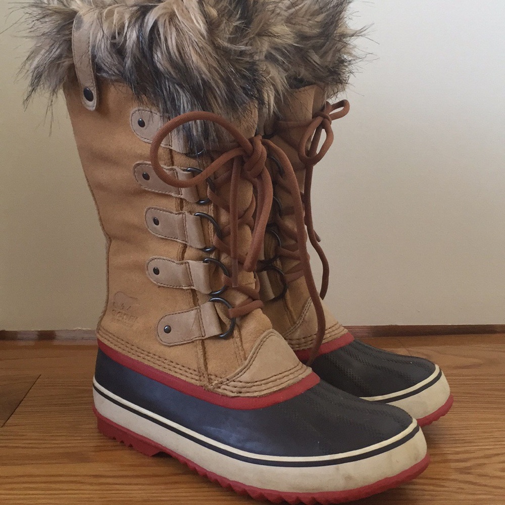 SOREL WOMEN’S JOAN OF ARCTIC™ BOOT